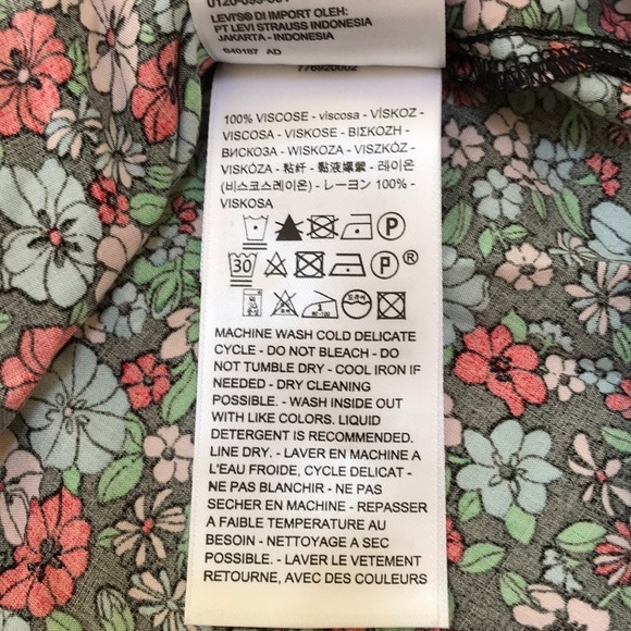 Levi’s 2X floral long sleeve front button blouse - Picture 9 of 12